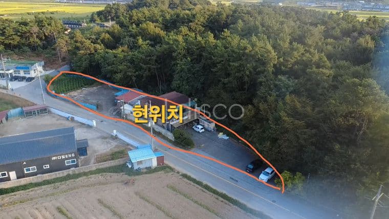 방9개,가든형식당,주차넉넉,지하수 사용, 매매가능 (토지면적넓음) 2