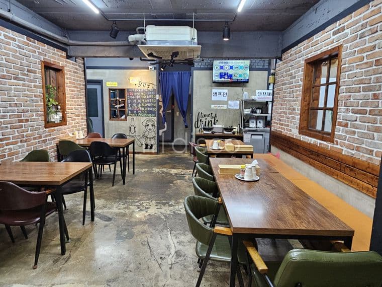 식당,호프 시설 완비된 상가,테라스추가활용가능,시설비없음,즉시영업가능 8