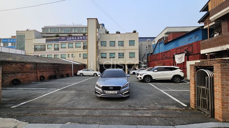 전주 중앙동 대로변 5층 상가 임대, 3층 180평 병의원, 4층 160평 대형공간, 1층 24평 상가 1