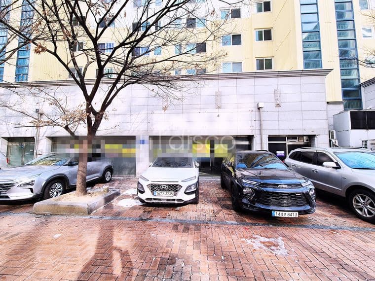 94p I 당산 생각공장 앞 I 도로변 I 무권리 I 수요넘치는위치 I 사진0, 매물번호: 24275 9